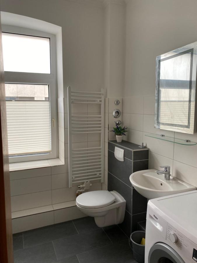 שוורין Ferienwohnung Am Schlossparkcenter מראה חיצוני תמונה