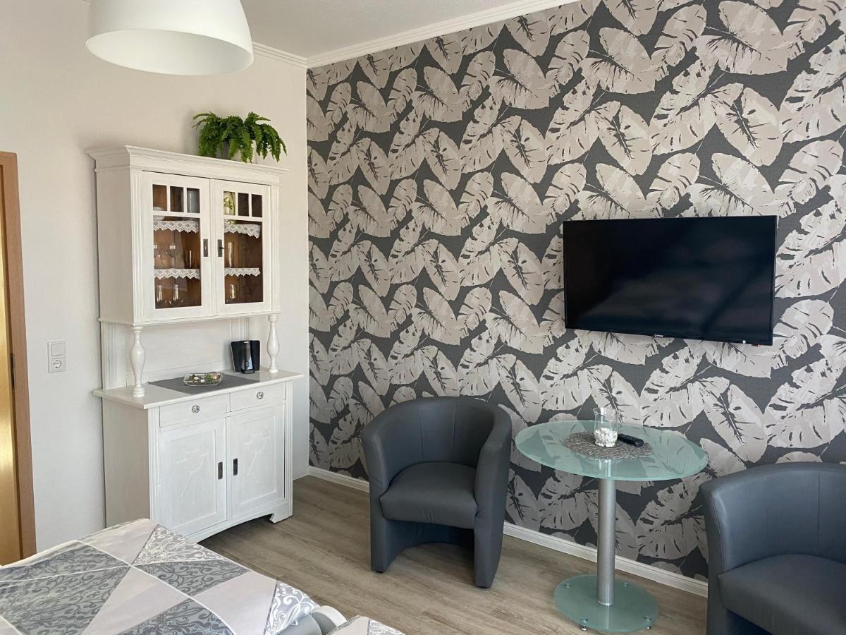 שוורין Ferienwohnung Am Schlossparkcenter מראה חיצוני תמונה