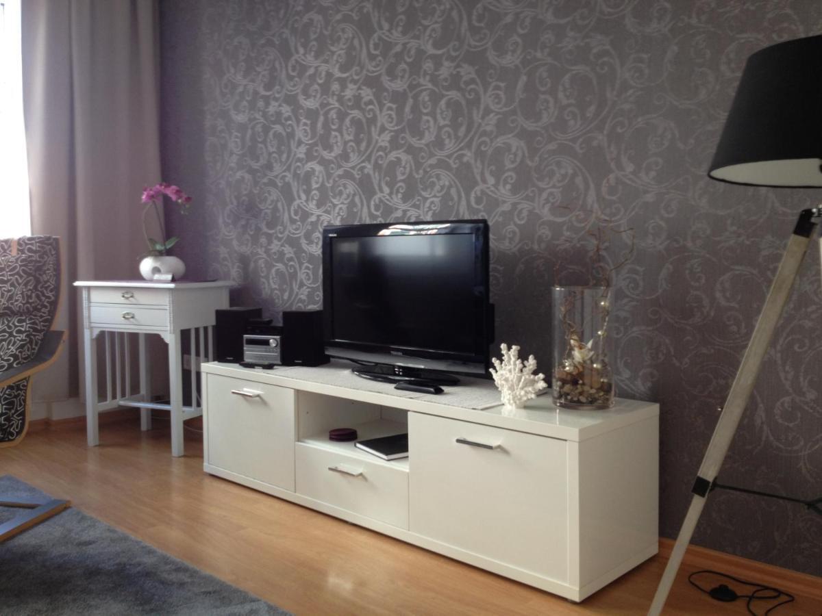 שוורין Ferienwohnung Am Schlossparkcenter מראה חיצוני תמונה